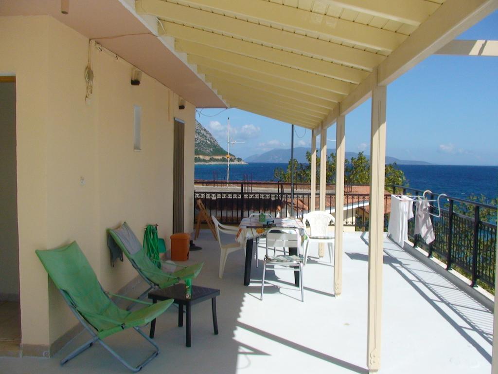Poros House Hotel Eksteriør bilde