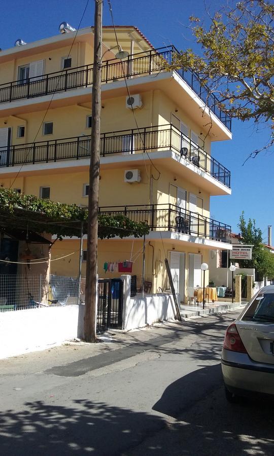 Poros House Hotel Eksteriør bilde