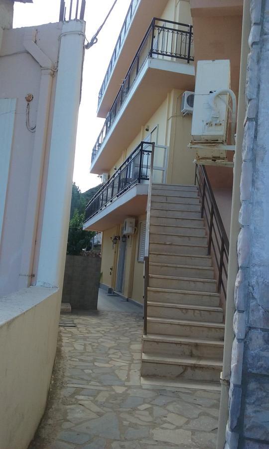 Poros House Hotel Eksteriør bilde