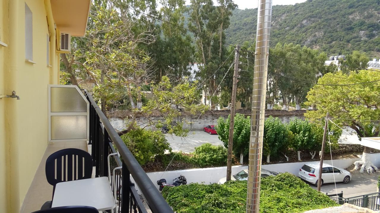 Poros House Hotel Eksteriør bilde